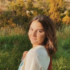 Meet your Posher, Teaghan